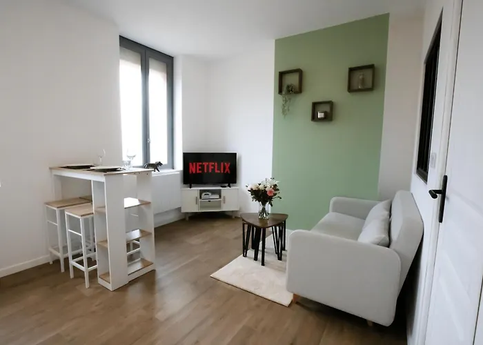 Appartement - Centre Ville De Cambrai