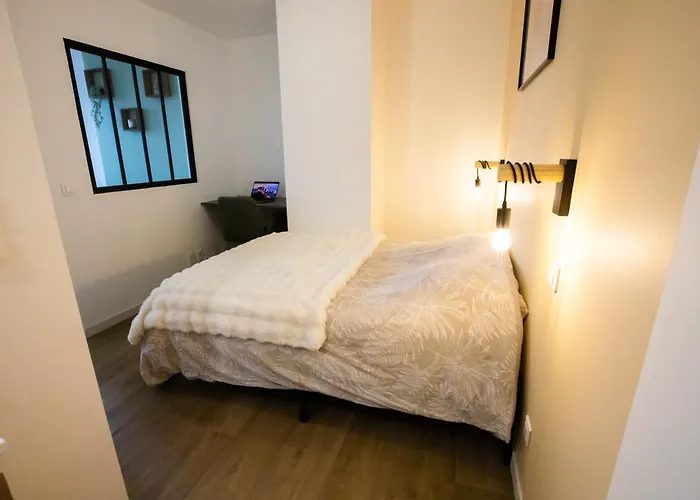 Appartement - Centre Ville De Cambrai